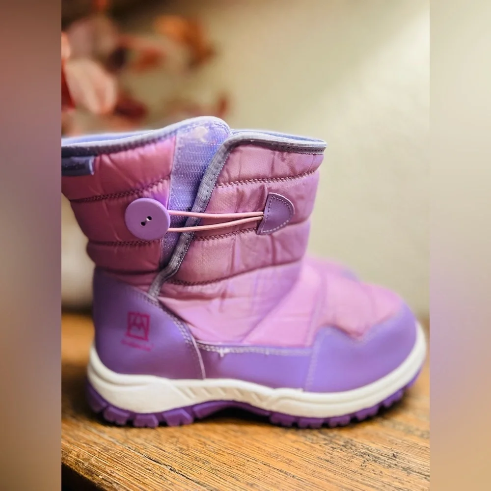 Avalanche Girls Boots Purple & Lavender Puffer Snow Boots Size 4